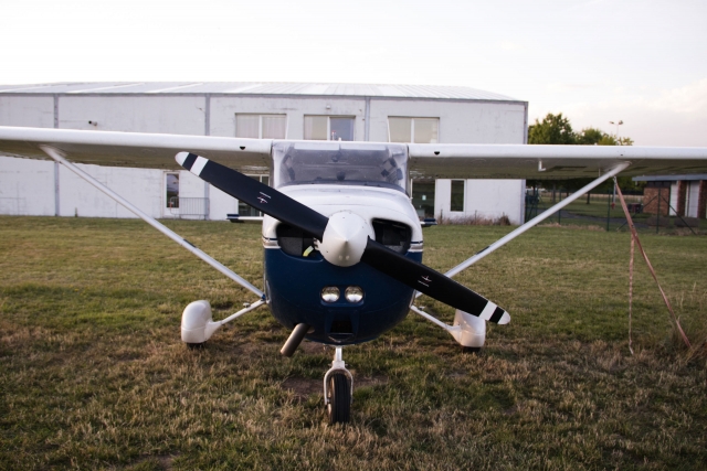  Pilotar un avión a París 