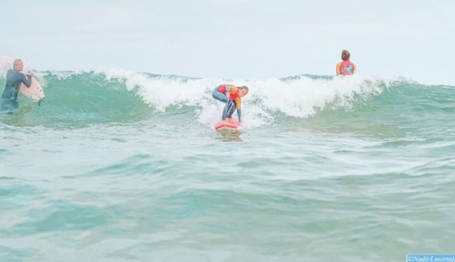  Sesión de surf en Bayona 