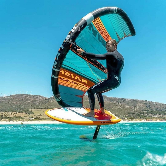  Surfea sobre el agua 