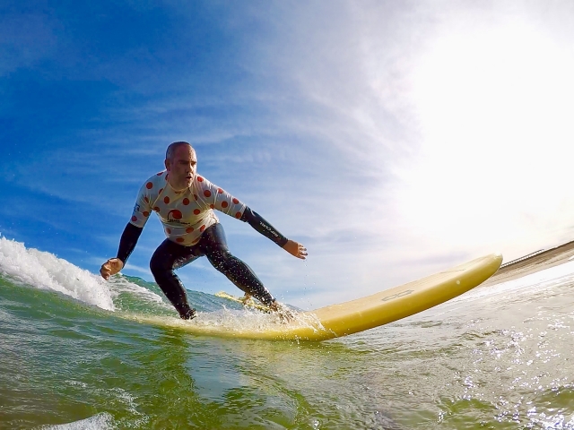  Clases de surf en la playa de los Cavaliers 