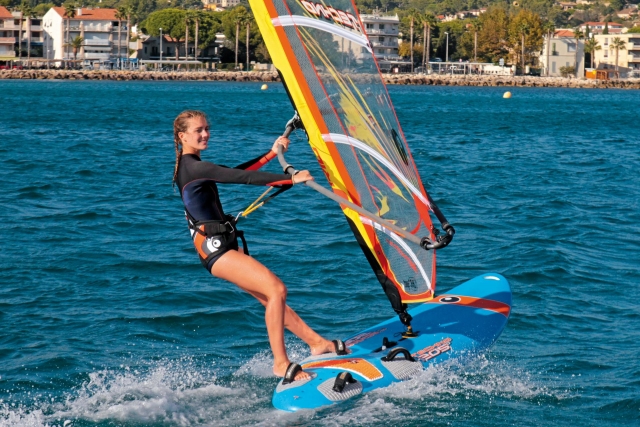  Windsurf en vela 