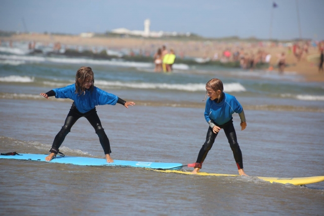  Aprende a surfear cerca de Bayona 
