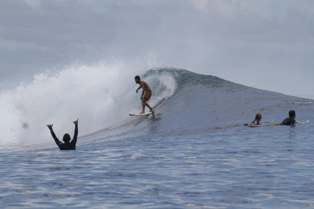  Conviértele en un experto del surf 