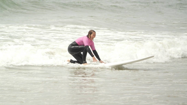  Aprender a surfear con un instructor 
