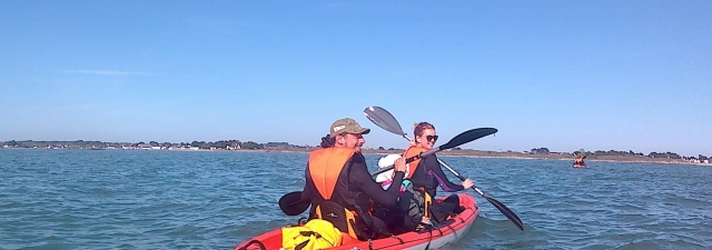 Kayak para tres con un niño 