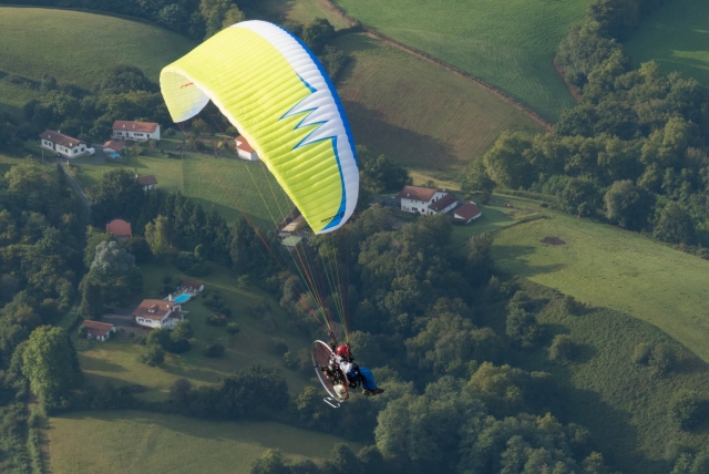  Primer vuelo en el País Vasco 