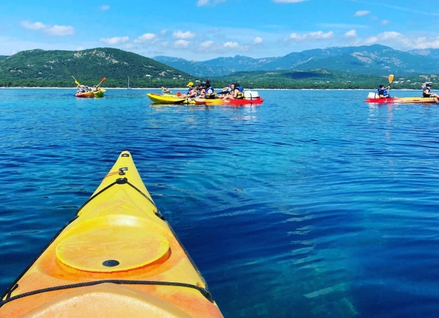  Excursión en kayak por Córcega 