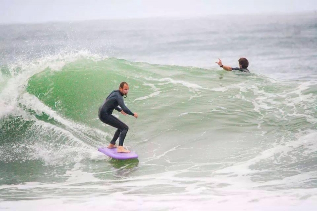  Surfear con una tabla pequeña 