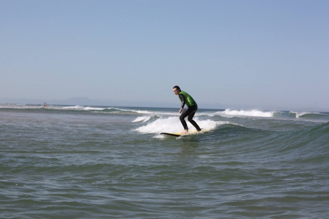 Subir las olas 