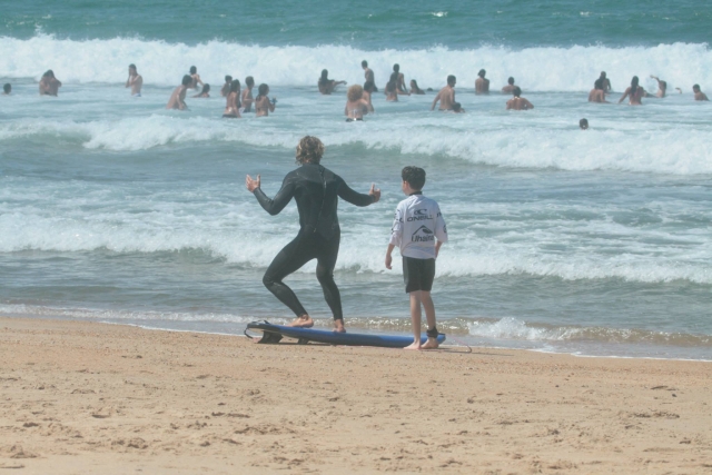 Clases de surf en grupo en Anglet 