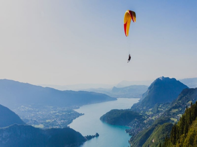 Salto en parapenle Ascensión al Macizo de Bauges 30 min