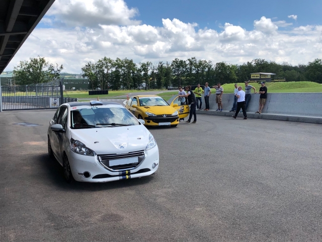  En el circuito 