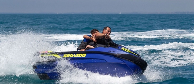 ¡Navegando en jet ski en dúo! 