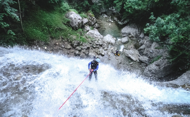  Pequeño salto de 5 metros 