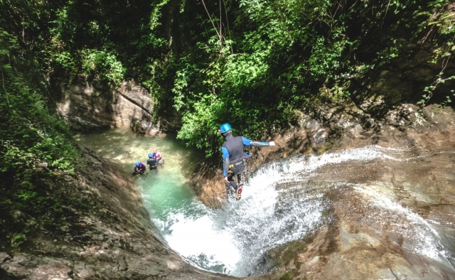  Salto de 