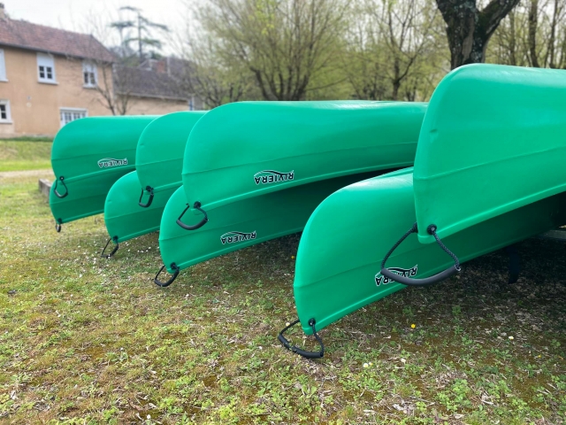 Nuestros kayaks le esperan 