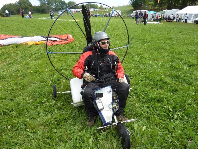 Preparación para el vuelo en paramotor.