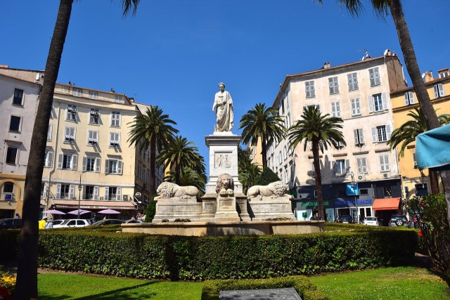 Monumento en Ajaccio 