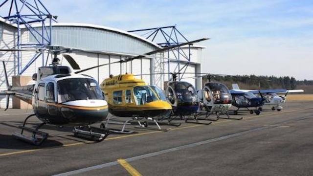  Nuestra hermosa colección de helicópteros.