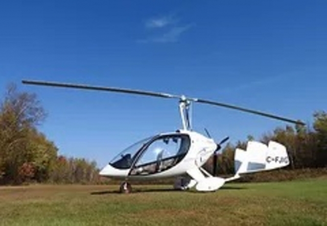 ¡Autogiro ULM listo para despegar! 