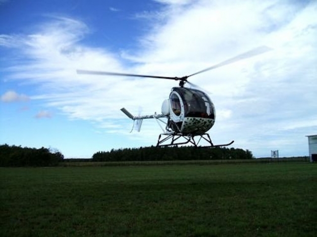 ¡Nuestro helicóptero en su lugar! 