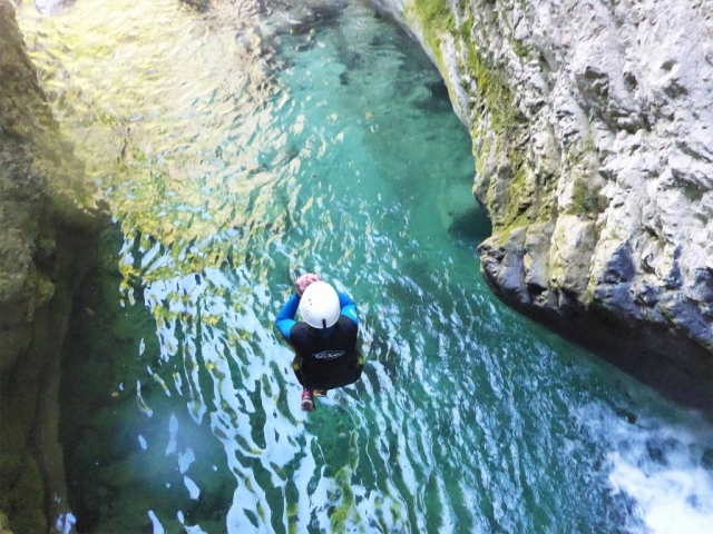  El gran salto a las aguas cristalinas de Alta Saboya 