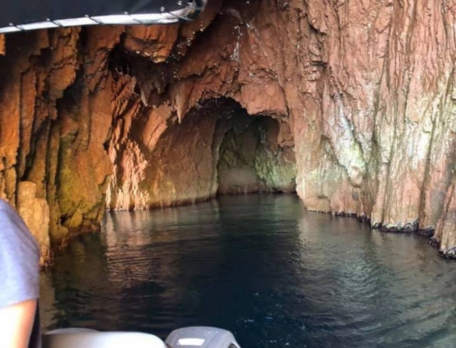 Las cueva de Capo Rosso 