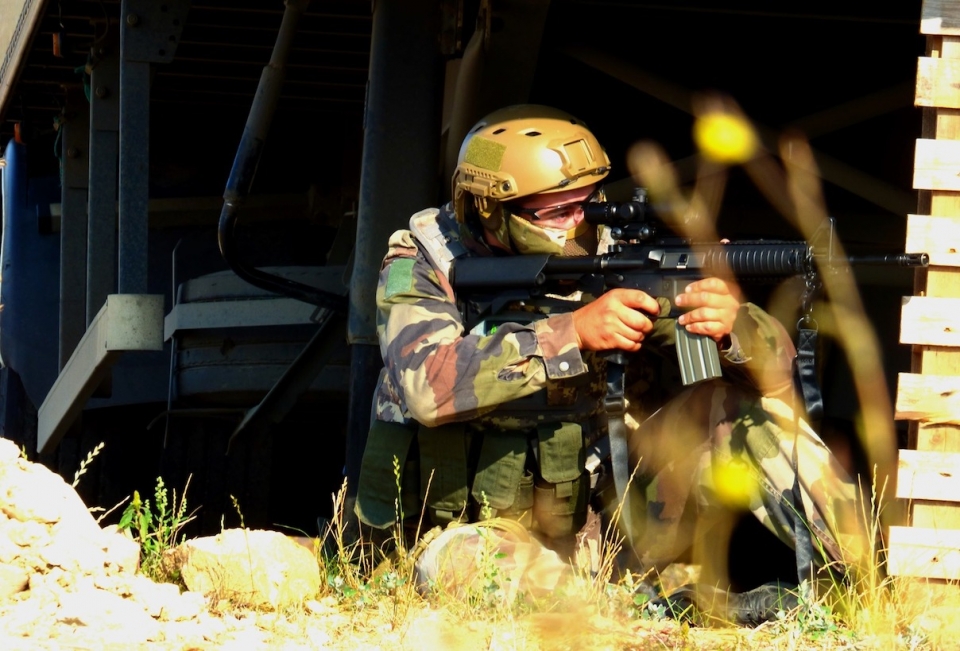 Juego de airsoft. Juego de airsoft.