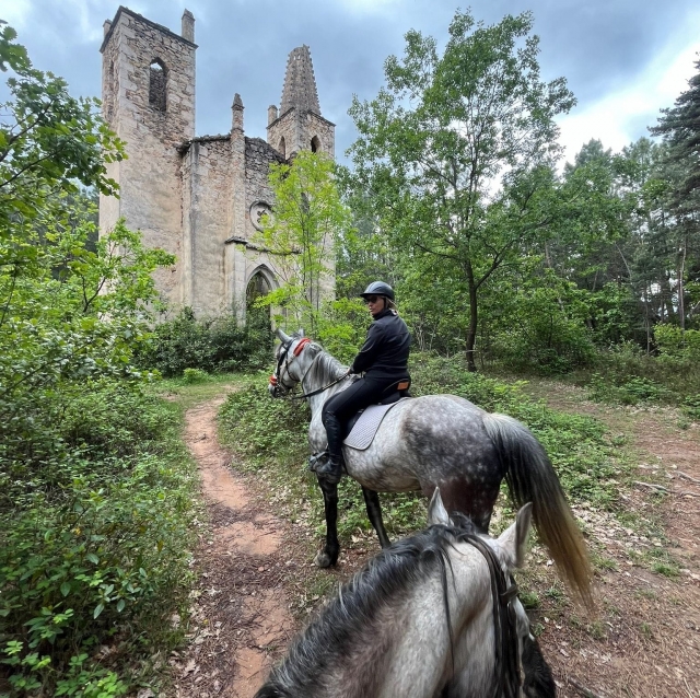 Pbaños a caballo en Ardèche - 2h