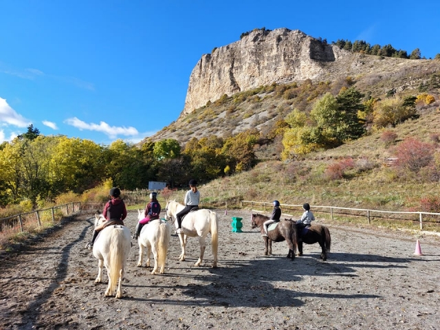  Entrenamiento antes de subir a caballo 