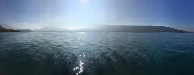  Soleado lago de Annecy 