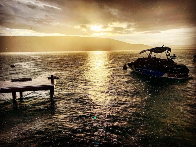  Atardecer en barco. 