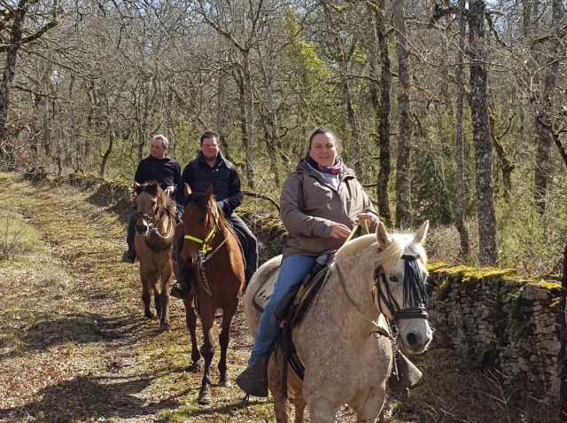  En los bosques de Saint Félix de Reillac y Mortemart. 