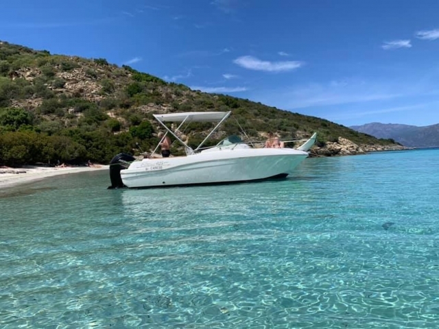  Un entorno precioso para el barco. 