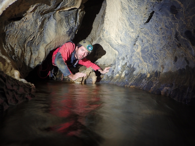  Espeleología en Ariège 