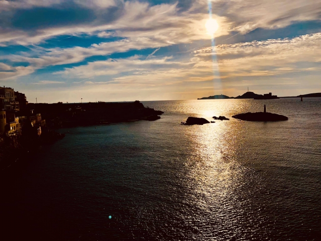  Magnífica puesta de sol en Marsella 