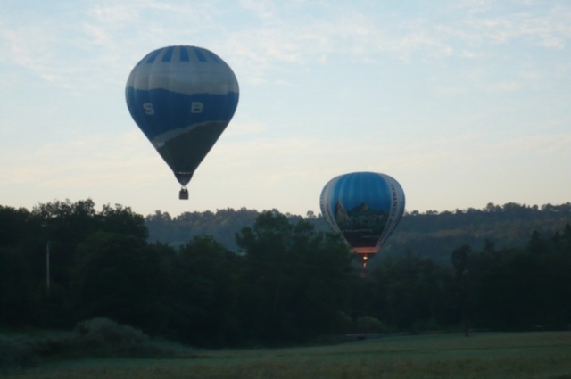  Vuelo en globo al amanecer 