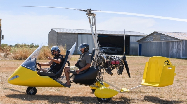  Listo para el despegue del autogiro 