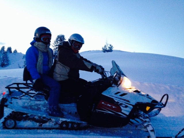 Excursión en moto de nieve 