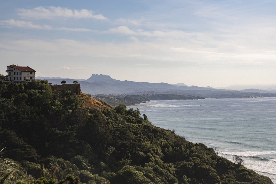  Le esperan espléndidos panoramas