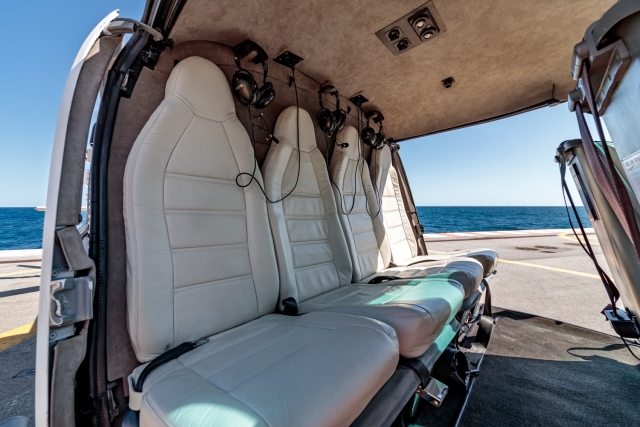  El interior del helicóptero 