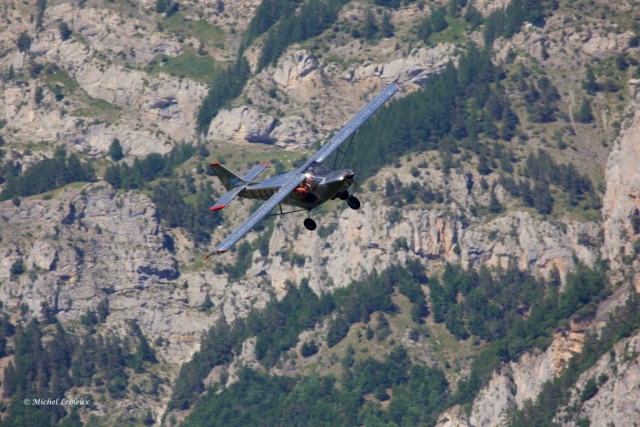 Vuelo sobre cadenas montañosas
