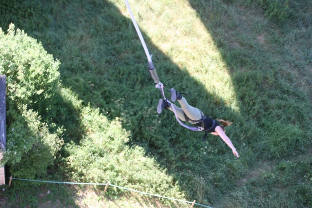 Bungee desde el viaducto de Exermont 
