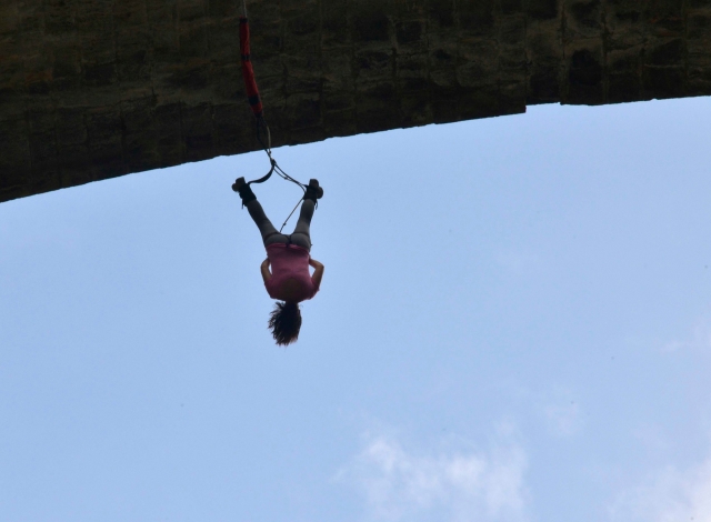 Salto inusual en los Altos Alpes