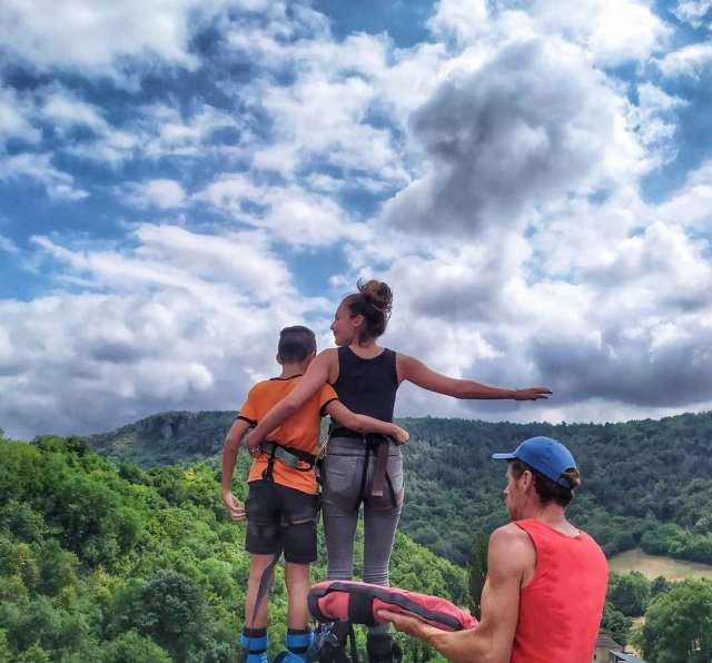  Salto de bungee en familia 