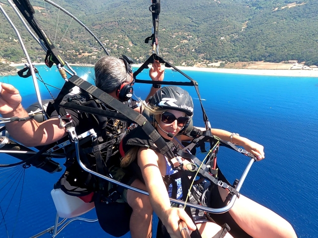  Vuelo sobre el Mediterráneo 