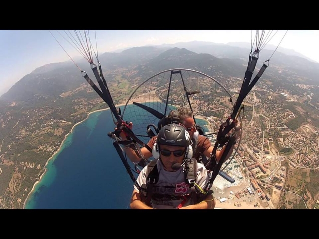 Vuelo en paramotor sobre Propriano 