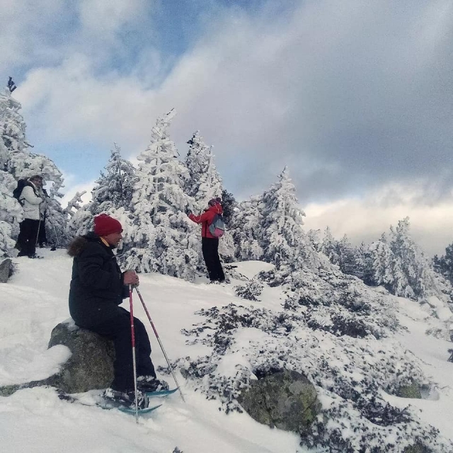  Escapada duranle la camicrema con raquetas de nieve