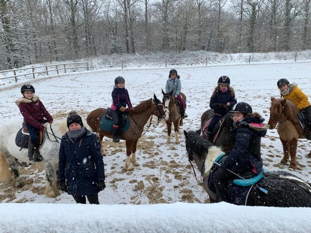  Pbaños a caballo en invierno 