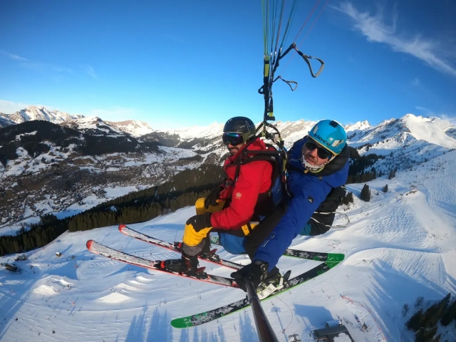 Vuelo en parapenle biplaza en La Clusaz 